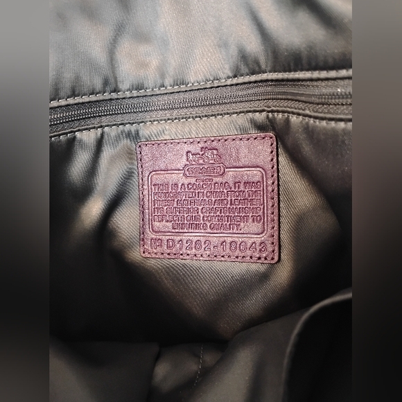 Purple Coach Shoulder Crossbody Bag With Matching Wallet - Picture 3 of 9